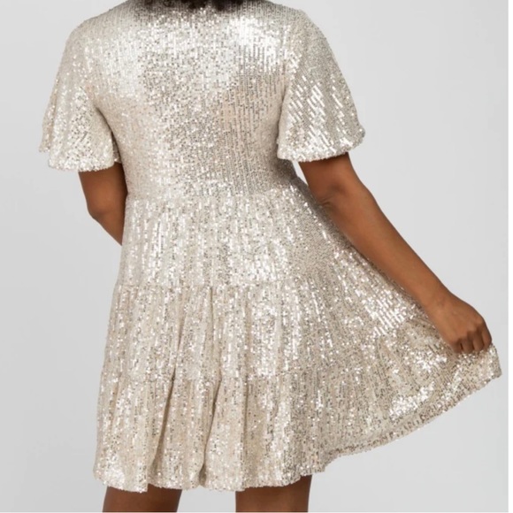 PinkBlush Champagne Sequins Short Sleeve Dress Size M - Picture 3 of 10